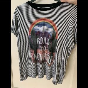 graphic tee